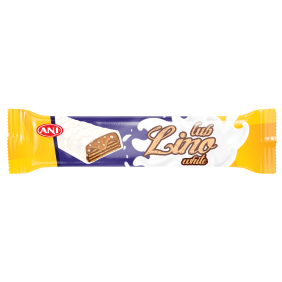 بسكويت ويفر بالكاكاو مغطى بالشوكولاتة البيضاء Cocoa wafer biscuits covered with white chocolate